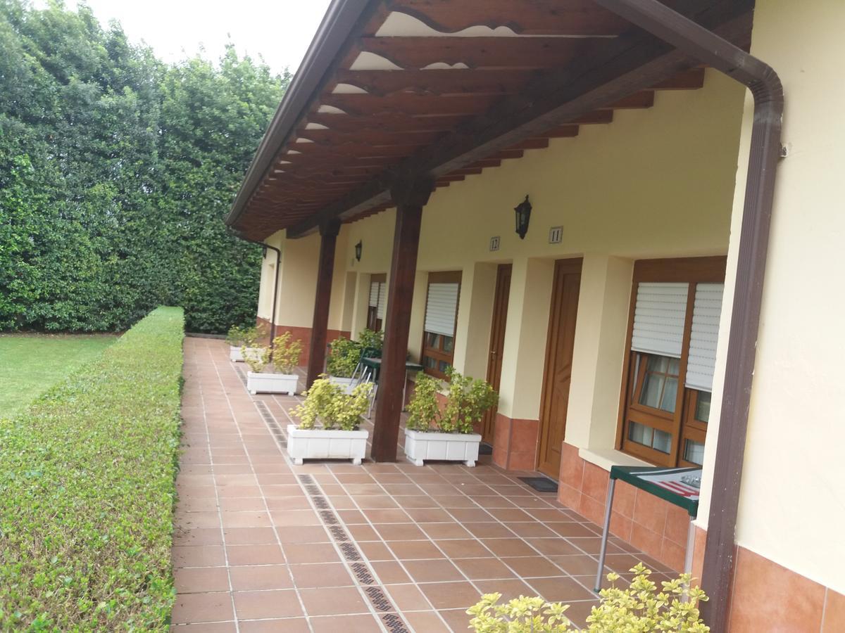 Apartamentos El Cazador San Vicente de Toranzo Buitenkant foto
