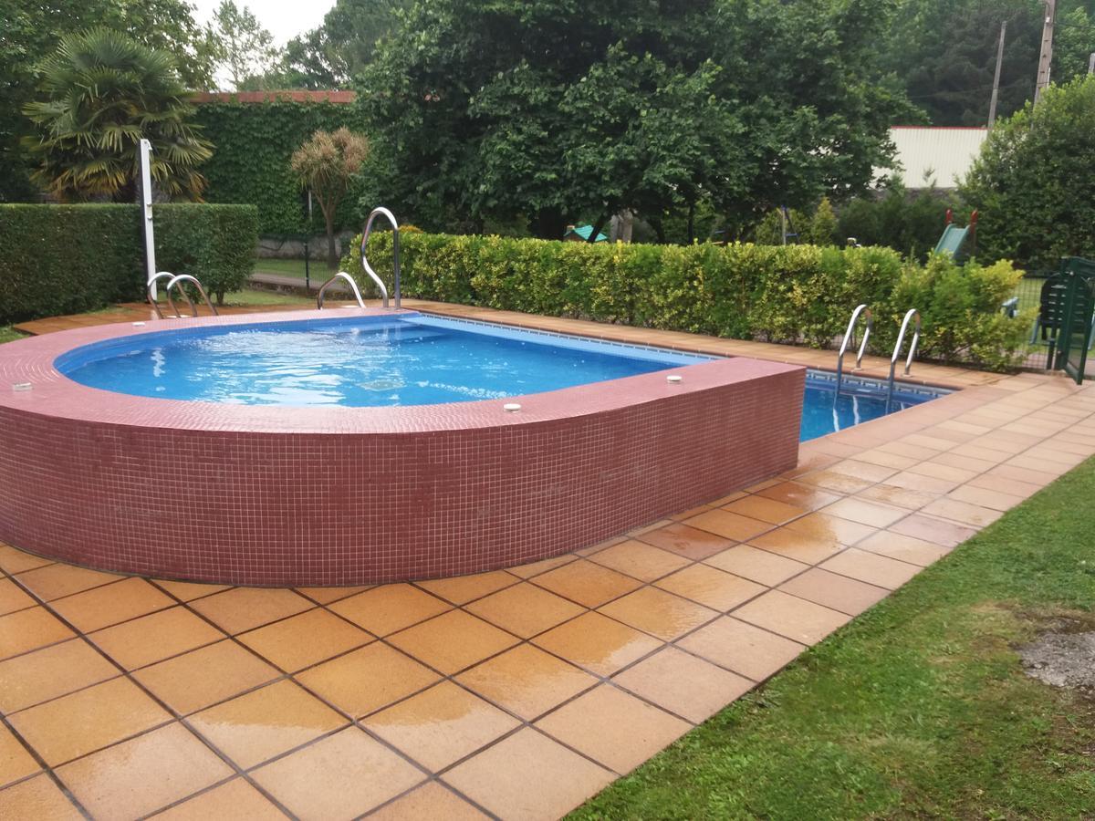 Apartamentos El Cazador San Vicente de Toranzo Buitenkant foto